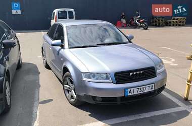 Седан Audi A4 2004 в 