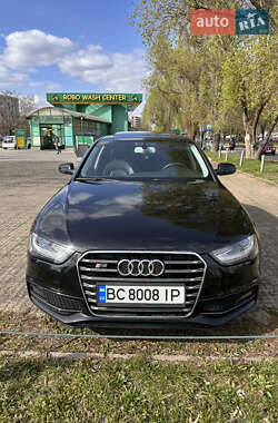 Седан Audi A4 2014 в 
