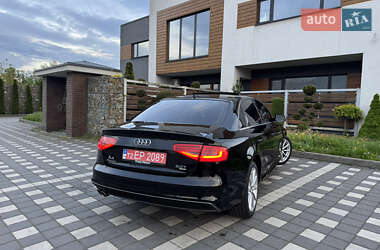 Седан Audi A4 2015 в 
