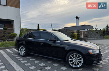 Седан Audi A4 2015 в 