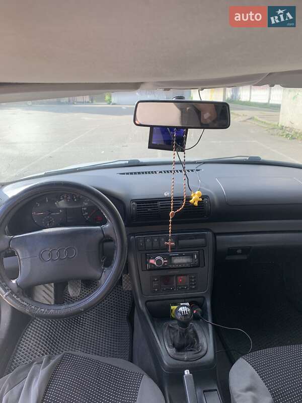 Универсал Audi A4 1997 в Киеве