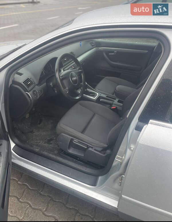 Седан Audi A4 2003 в Львові