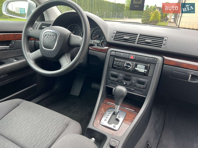Седан Audi A4 2005 в Дунаевцах
