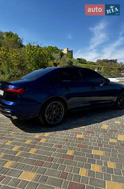 Седан Audi A4 2020 в 