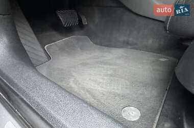 Седан Audi A4 2016 в 