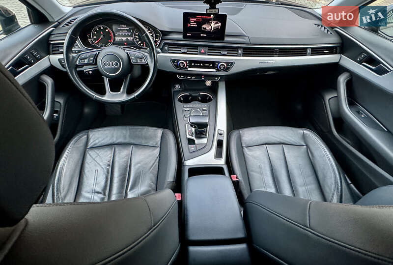 Седан Audi A4 2016 в Самборе