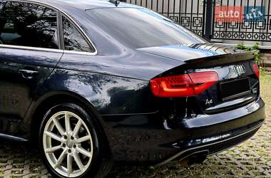 Седан Audi A4 2015 в 