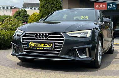 Седан Audi A4 2019 в 