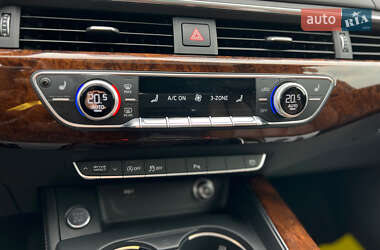 Седан Audi A4 2019 в 