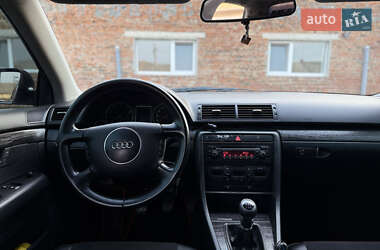 Седан Audi A4 2002 в 
