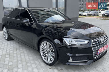 Седан Audi A4 2019 в 