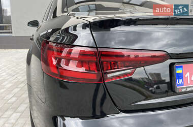 Седан Audi A4 2019 в 