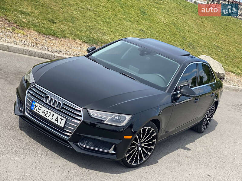 Седан Audi A4 2018 в Днепре