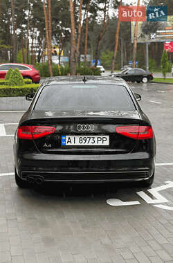Седан Audi A4 2013 в 