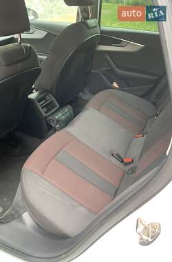 Седан Audi A4 2016 в 