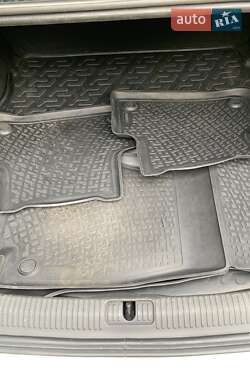 Седан Audi A4 2016 в 