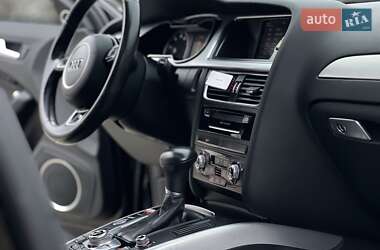 Седан Audi A4 2015 в 