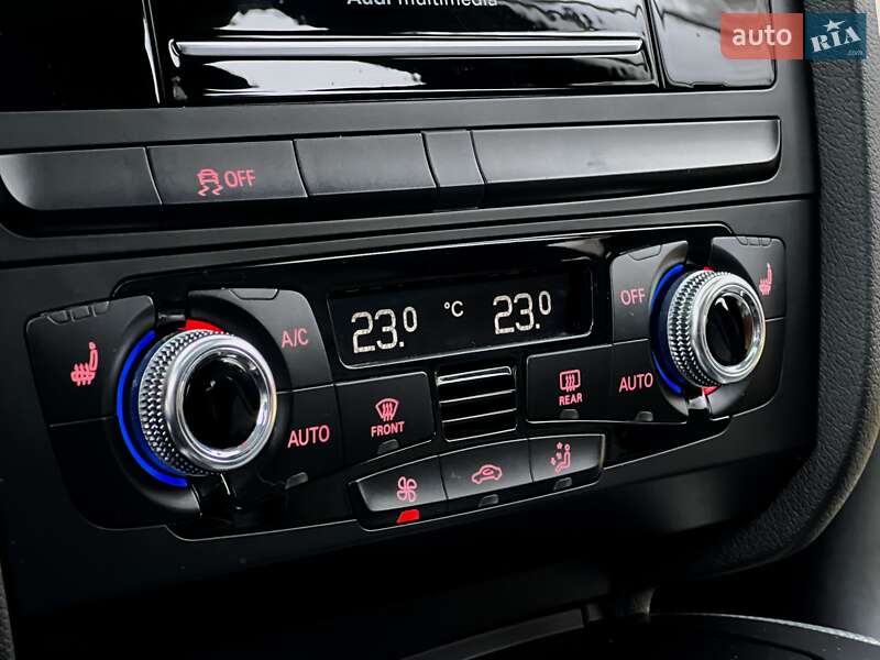 Седан Audi A4 2015 в Тернополі
