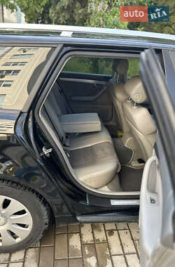 Универсал Audi A4 2004 в 
