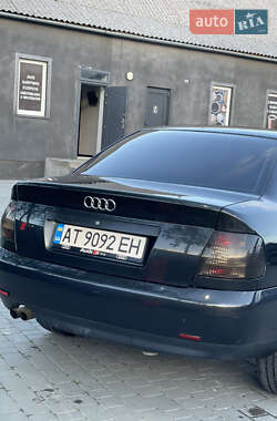 Седан Audi A4 1999 в 