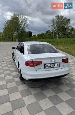 Седан Audi A4 2013 в 