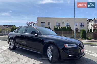 Седан Audi A4 2013 в 
