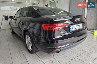 Седан Audi A4 2017 в 