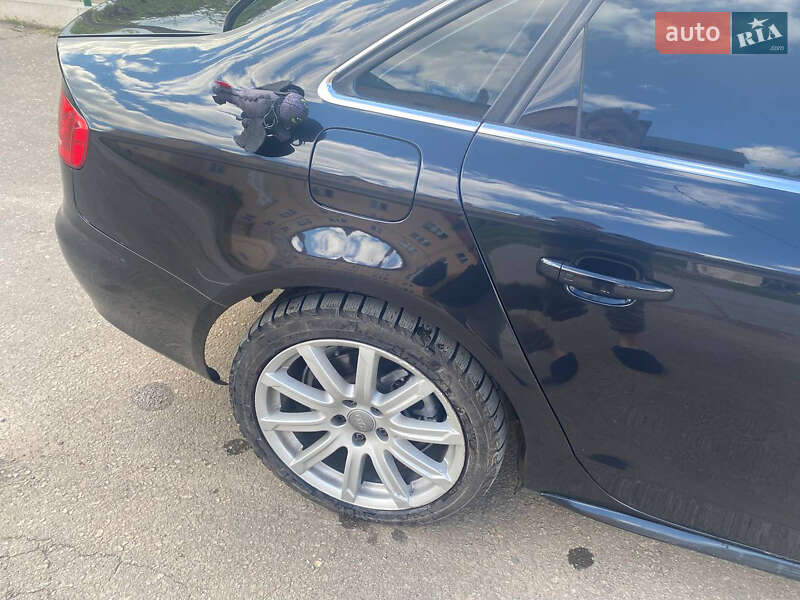 Седан Audi A4 2012 в Одессе