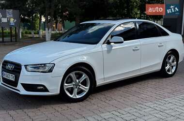 Седан Audi A4 2014 в 