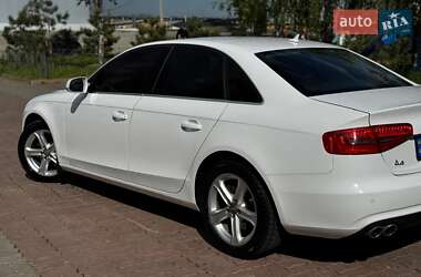 Седан Audi A4 2014 в 