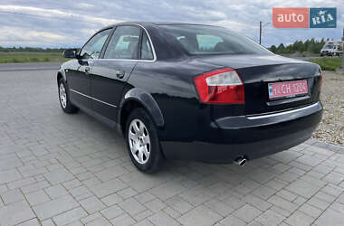 Седан Audi A4 2002 в 