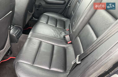 Седан Audi A4 2002 в 