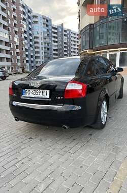 Седан Audi A4 2003 в 