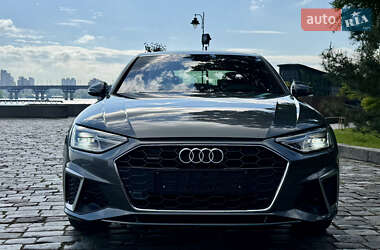 Седан Audi A4 2023 в 