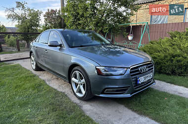 Седан Audi A4 2013 в Киеве