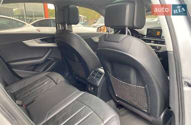Седан Audi A4 2017 в 