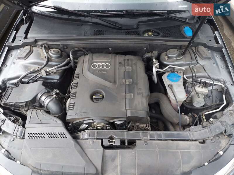 Седан Audi A4 2014 в Києві