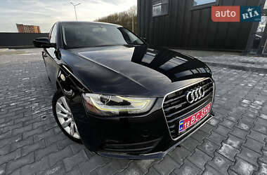 Седан Audi A4 2013 в 