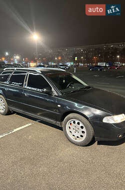 Универсал Audi A4 2000 в 