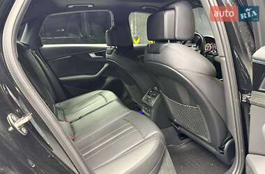 Седан Audi A4 2021 в 