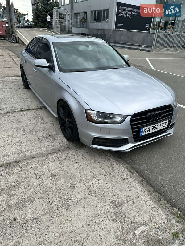Седан Audi A4 2014 в Києві