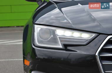 Седан Audi A4 2018 в 