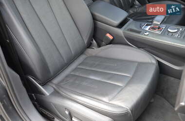Седан Audi A4 2018 в 