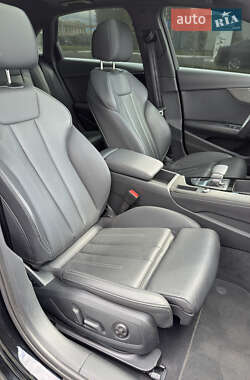 Седан Audi A4 2023 в 