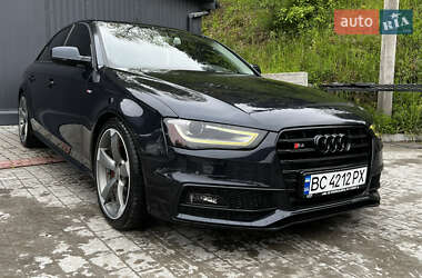Седан Audi A4 2013 в Львове
