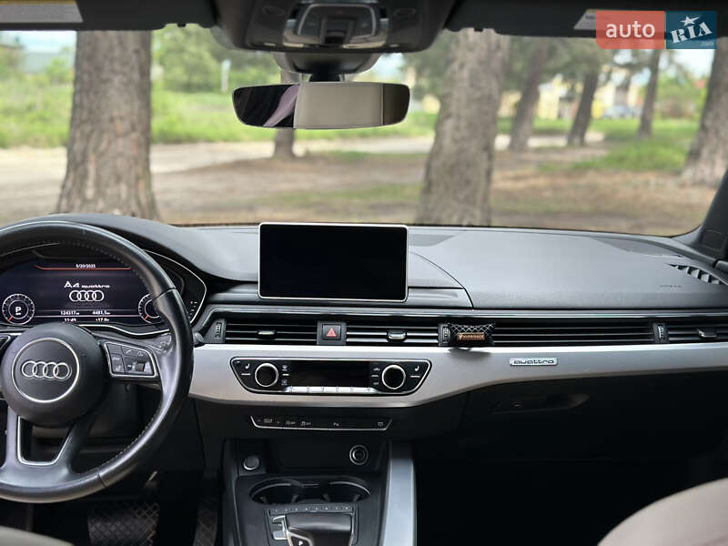 Седан Audi A4 2016 в Сумах