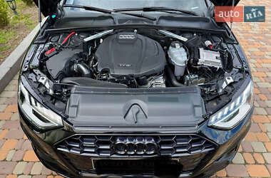 Седан Audi A4 2020 в 