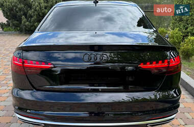 Седан Audi A4 2020 в 