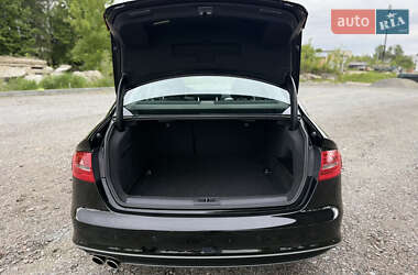 Седан Audi A4 2014 в 
