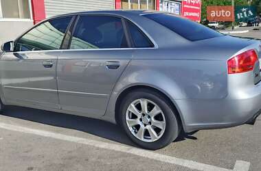 Седан Audi A4 2004 в 